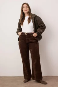 Trendyol Curve Brown Suede Look Straight Fit plus size jeans