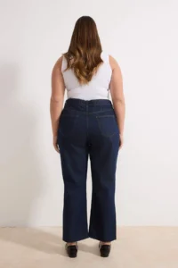 Trendyol Curve Dark Blue Cut-Out High Waist 100% Cotton Non-Stretch Straight Fit jeans - Image 4