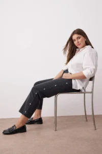 Trendyol Curve Black Stone High Waist Plus Size Mom jeans
