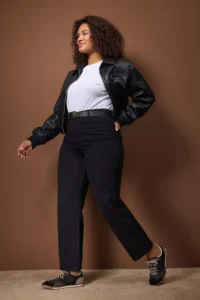 Trendyol Curve Black Yüksel Waist 90's Straight Fit 100% Cotton Non-Stretch plus size jeans - Image 2