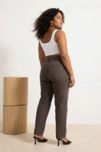Trendyol Curve Brown Yüksel Waist 90's Straight Fit 100% Cotton Non-Stretch plus size jeans - Image 2