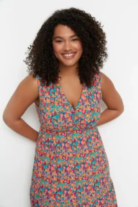 Trendyol Curve Multicolored A-line flower patterned V-neck Knitting Plus Size Dress - Image 2
