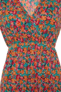 Trendyol Curve Multicolored A-line flower patterned V-neck Knitting Plus Size Dress - Image 6