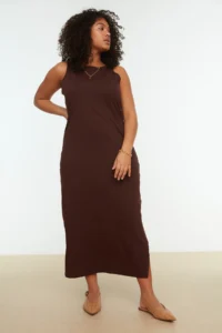 Trendyol Curve Dark Brown shift Crew Neck slit 100% Cotton Maxi/LONG Knitting Dress - Image 2