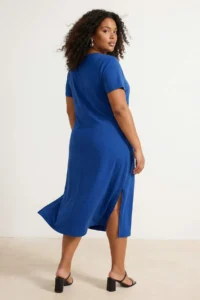 Trendyol Curve Navy Blue V Ykaka slit 100% Cotton Knitting Plus Size Dress - Image 2