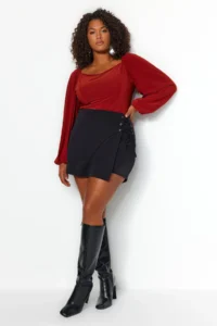 Trendyol Curve Black Weaving Lace Detailed Mini Plus Size Shorts Skirt - Image 3