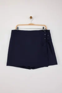 Trendyol Curve Navy Blue Weaving Lace Detailed Mini Plus Size Shorts Skirt - Image 5