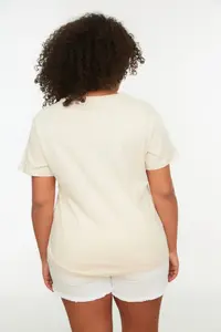 Trendyol Curve Stone Crew Neck Kol Detailed 100% Cotton Knitting T-Shirt - Image 5