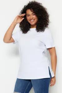 Trendyol Curve White relaxed Crew Neck slit 100% Cotton Knitting T-Shirt