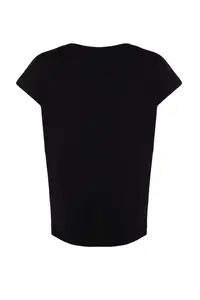 Trendyol Curve Black relaxed V-neck slit 100% Cotton Knitting T-Shirt - Image 10