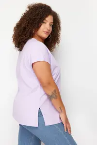 Trendyol Curve Lilac relaxed V-neck slit 100% Cotton Knitting T-Shirt - Image 3