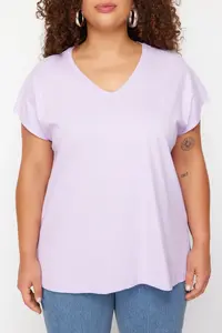Trendyol Curve Lilac relaxed V-neck slit 100% Cotton Knitting T-Shirt - Image 4