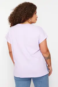 Trendyol Curve Lilac relaxed V-neck slit 100% Cotton Knitting T-Shirt - Image 6