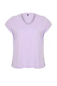 Trendyol Curve Lilac relaxed V-neck slit 100% Cotton Knitting T-Shirt - Image 7