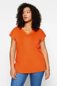 Trendyol Curve Orange relaxed V-neck slit 100% Cotton Knitting T-Shirt - Image 2