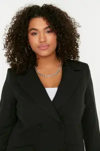 Trendyol Curve Black Double Closure Weaving Blazer Jacket - Image 3