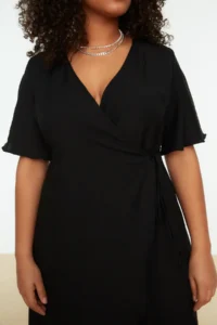 Trendyol Curve Black Plain wrap Midi Weaving Plus Size Dress - Image 3