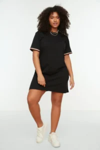 Trendyol Curve Black Crew Neck 100% Cotton Sleeves with Bias Detail Knitting Plus Size T-Shirt Dress - Image 2