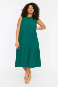 Trendyol Curve Emerald Green shift/Plain Cut Dog collar Midi Weaving Dress