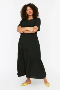 Trendyol Curve Black Short Sleeve Weaving with flywheel Midi Plus Size Dress - Image 3