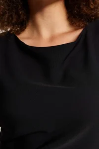 Trendyol Curve Black Fitted/Body-Fitting Weaving Sleeves with flywheel Lined Midi Dress - Image 5