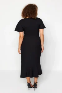Trendyol Curve Black Fitted/Body-Fitting Weaving Sleeves with flywheel Lined Midi Dress - Image 6