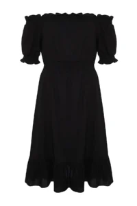 Trendyol Curve Black Weaving Shirred Carmen Collar Dress - Image 6