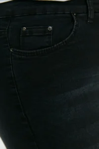 Trendyol Curve Black High Waist Flexible Plus Size skinny jeans - Image 4