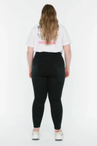 Trendyol Curve Black High Waist Flexible Plus Size skinny jeans - Image 5