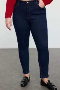 Trendyol Curve Dark Blue High Waist Flexible Plus Size skinny jeans - Image 3
