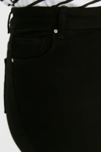 Trendyol Curve Black High Waist Flexible Plus Size skinny jeans - Image 4
