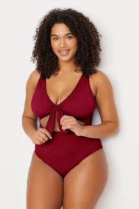 Trendyol Curve Burgundy Deep V-neck Cut-Out tied up Atma Covered Plus Size Swimsuit - Image 2