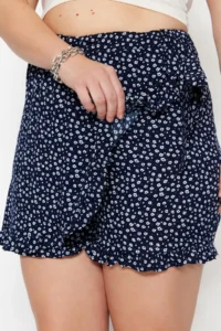 Trendyol Curve Navy Blue flower patterned Weaving tied up Shorts Skirt - Image 5