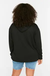 Trendyol Curve Black Hooded Zippered Thin Knitting Sweatshirt - Image 5