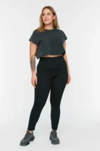 Trendyol Curve Black High Waist Knitting Scuba Material Plus Size Leggings with Fleece Inside - Image 3