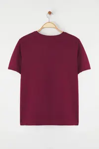 Trendyol Curve Burgundy Regular Fit Basic Crew Neck 100% Cotton Knitting Plus Size T-Shirt - Image 8