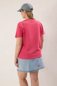 Trendyol Curve Dusty Rose Regular Fit Basic Crew Neck 100% Cotton Knitting Plus Size T-Shirt - Image 4