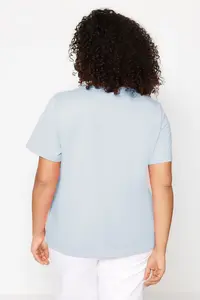 Trendyol Curve Mavi Regular Fit Basic Crew Neck 100% Cotton Knitting Plus Size T-Shirt - Image 3