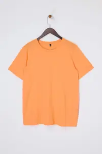 Trendyol Curve Orange Regular Fit Basic Crew Neck 100% Cotton Knitting Plus Size T-Shirt - Image 4
