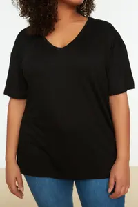 Trendyol Curve Black Oversized Fit Yaka Detailed Plus Size Knitting T-Shirt - Image 5