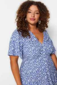 Trendyol Curve Navy Blue Floral Weaving Dress - Image 3