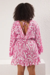 Trendyol Curve Pink Ethnic Patterned Spanish Arm skater Mini Weaving Plus Size Beach Dress - Image 4