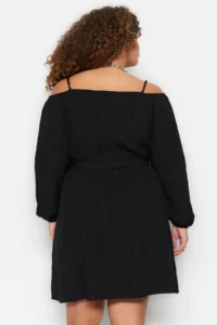 Trendyol Curve Black Arched Weaving Double breasted Yaka Dress - Image 5