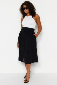 Trendyol Curve Black Slit Detailed Viscose Weaving Skirt - Image 4