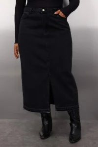 Trendyol Curve Black Front slit Midi Size 100% Cotton Non-Stretch Plus Size Denim Skirt - Image 3