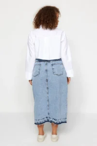 Trendyol Curve Mavi Front slit Midi Size 100% Cotton Non-Stretch Plus Size Denim Skirt - Image 5