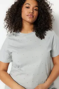 Trendyol Curve Gray Crew Neck with accessories 100% Cotton Knitting T-Shirt - Image 2