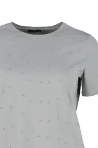 Trendyol Curve Gray Crew Neck with accessories 100% Cotton Knitting T-Shirt - Image 7