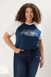 Trendyol Curve Mavi Color Bloklu Printed 100% Cotton Knitting Plus Size T-Shirt