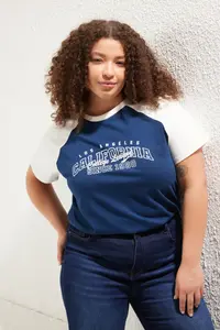 Trendyol Curve Mavi Color Bloklu Printed 100% Cotton Knitting Plus Size T-Shirt - Image 2